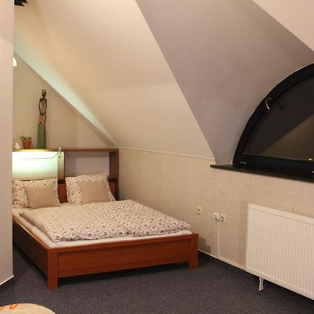 Privat Pri Hradbach Levoča Exterior foto